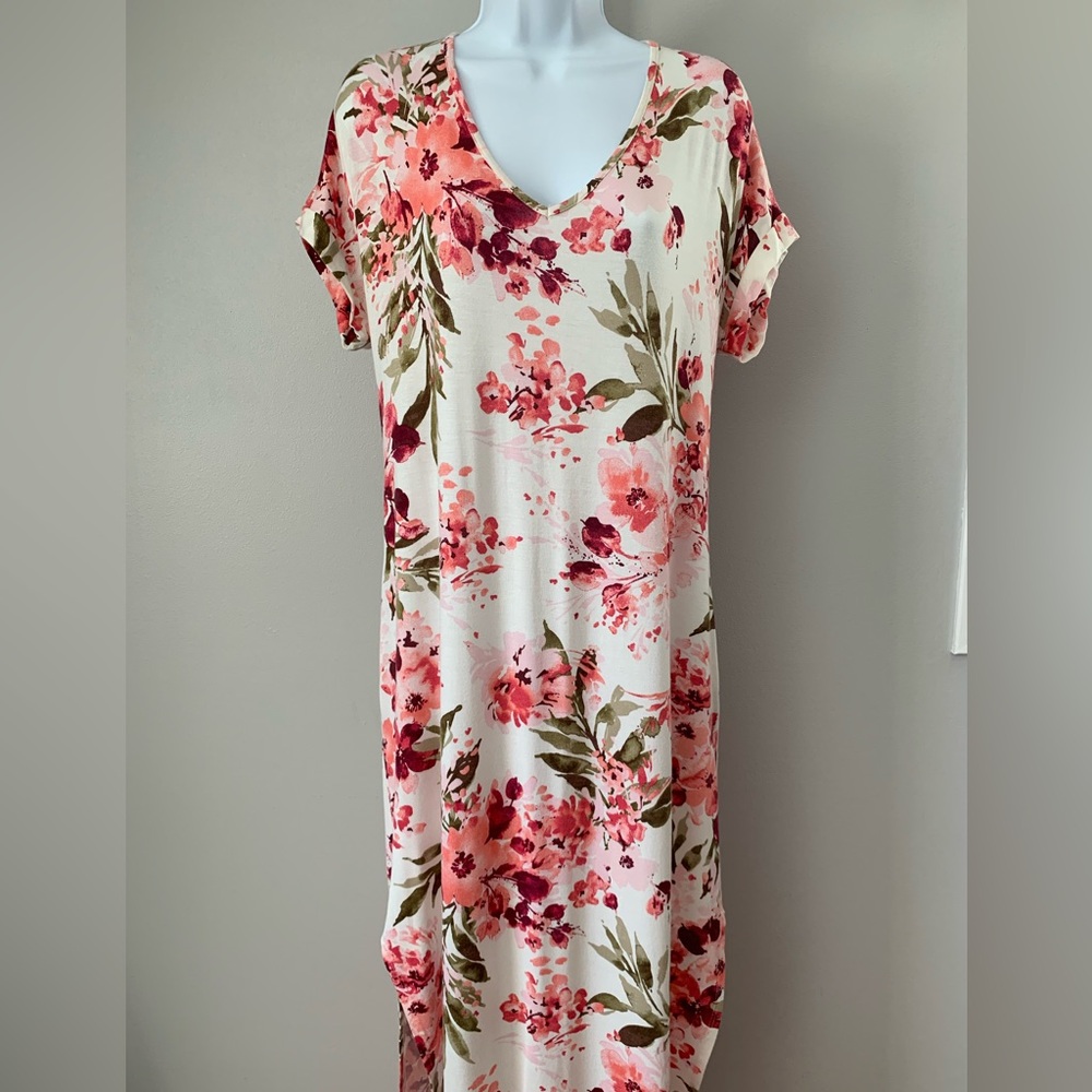 CY Fashion  Floral V-Neck Dress
